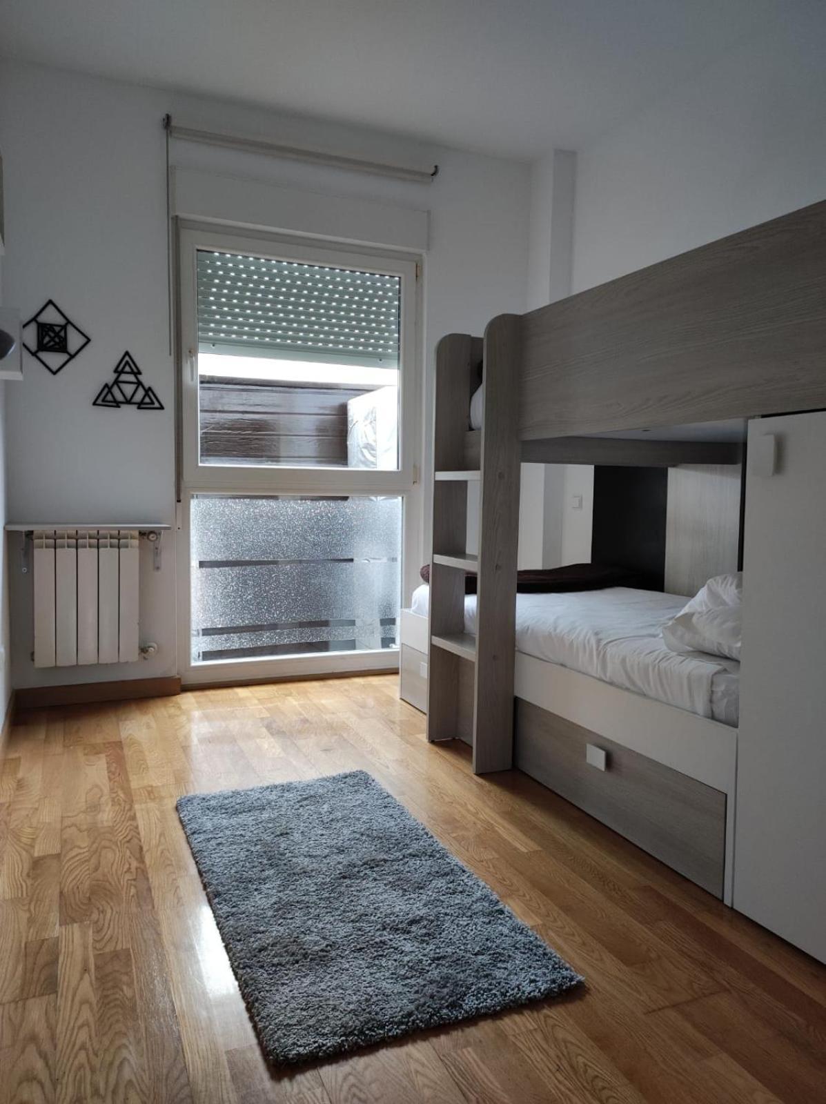 Chalet Bajo Con Jardin, Patio, Cenador Y Barbacoa. Viveda Zewnętrze zdjęcie
