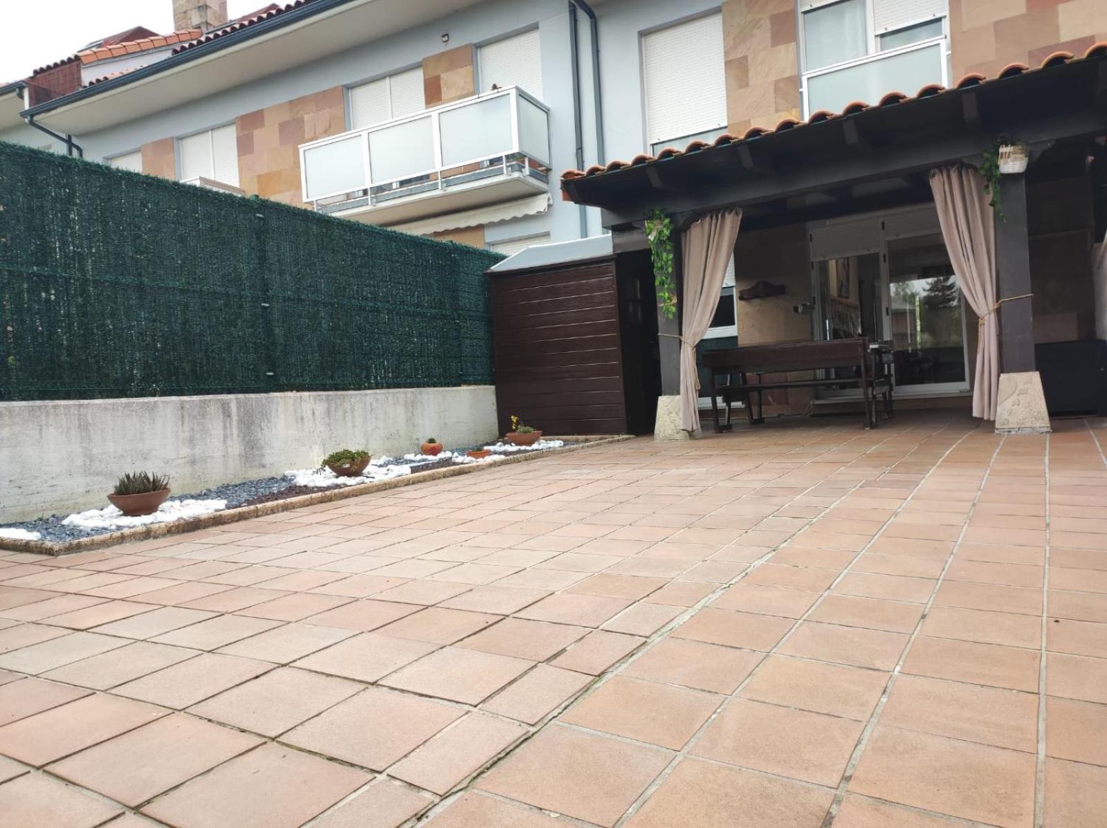 Chalet Bajo Con Jardin, Patio, Cenador Y Barbacoa. Viveda Zewnętrze zdjęcie